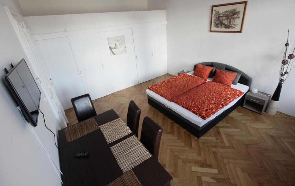 Carpe Diem Prague Apartman Szoba fotó