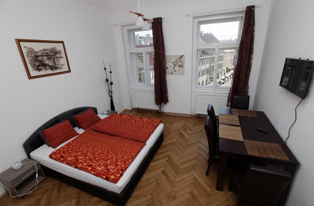 Carpe Diem Prague Apartman Szoba fotó